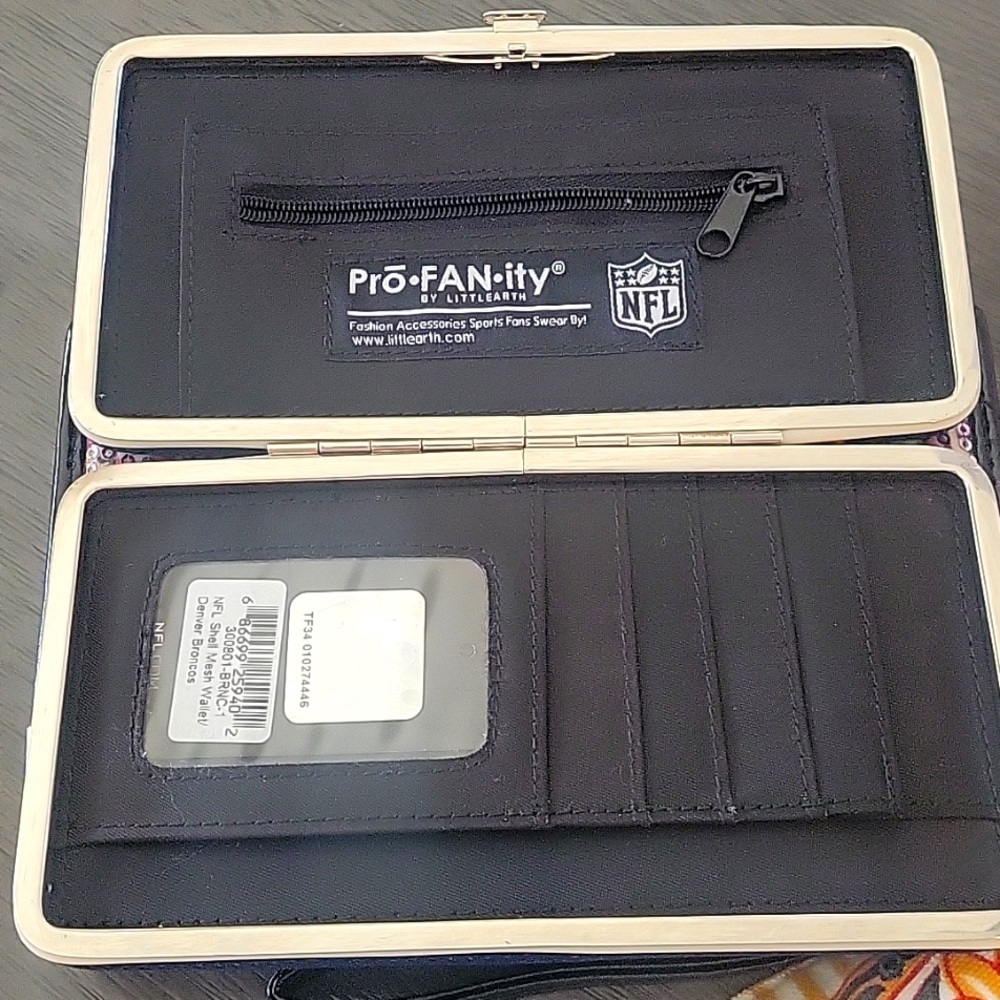 Denver Broncos Shell Mesh Wallet - Picture 2 of 3